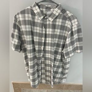 ASOS Men’s Large T-Shirt button down